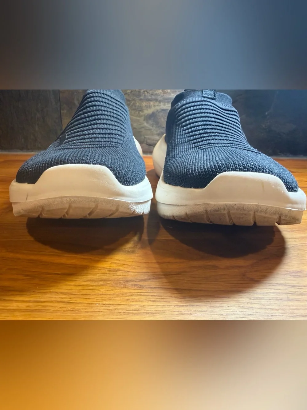 OOFOS OOmy Zen Black Recovery Shoe Slip-On - see measurements and read fully